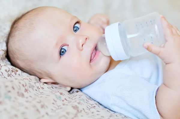 Baby   drinking water Royalty Free Stock Photos