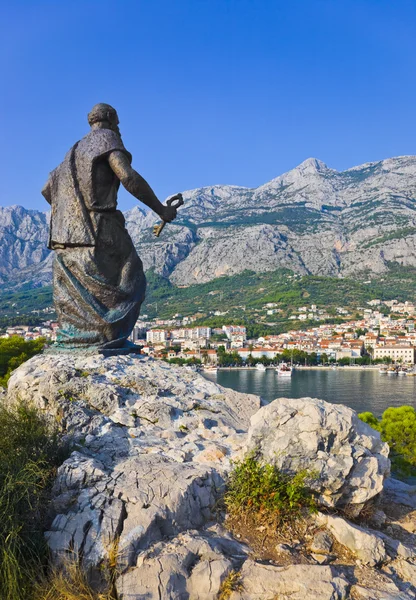 Άγαλμα του Αγίου Πέτρου σε makarska, Κροατία — Φωτογραφία Αρχείου