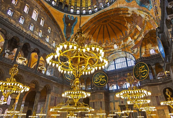 Mozaika v interiéru v hagia Sofia v Istanbulu, Turecko — Stock fotografie