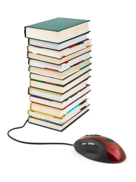 Computermaus und Bücher — Stockfoto