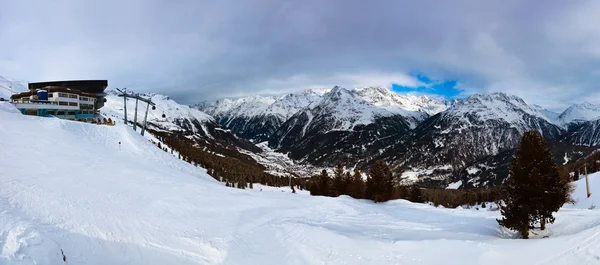 Dağ Kayak Merkezi Sölden Avusturya — Stok fotoğraf