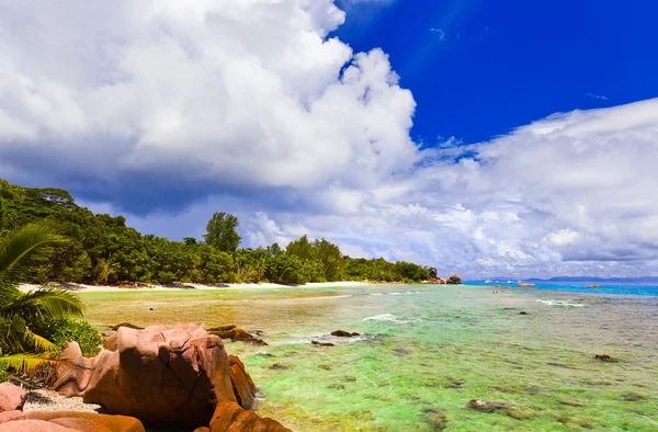 Praia tropical — Fotografia de Stock