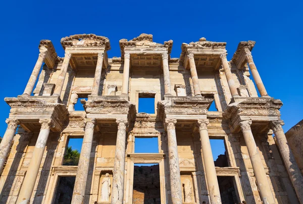 Efes Türkiye'deki antik celsius Kütüphane — Stok fotoğraf