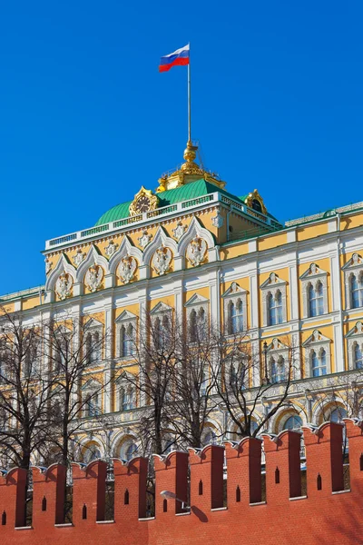 Президентский дворец в Кремле Москва (Россия) ) — стоковое фото