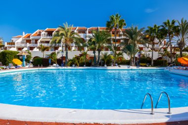 tenerife adasındaki su havuzu