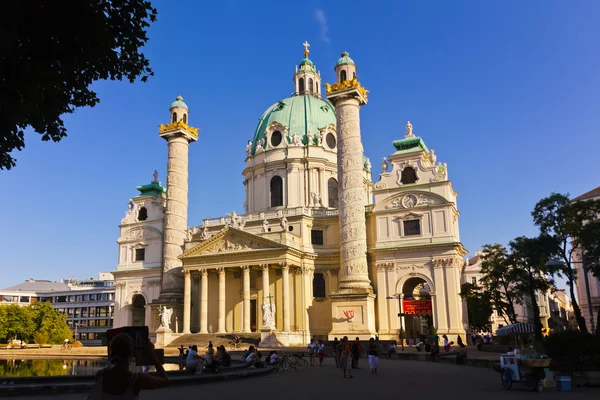 La Karlskirche - Viena Austria —  Fotos de Stock