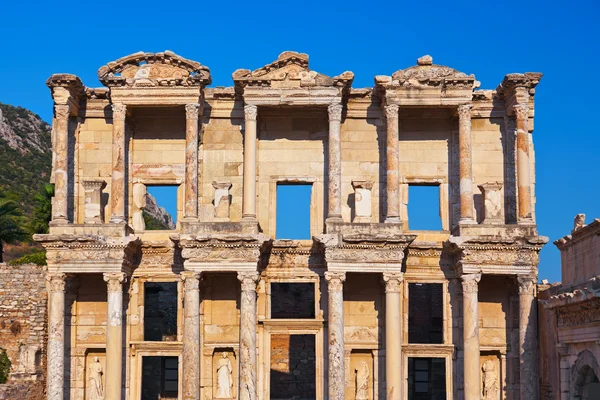 Efes Türkiye'deki antik celsius Kütüphane — Stok fotoğraf