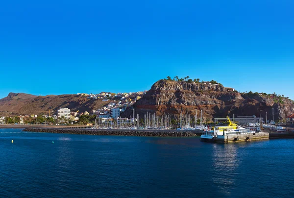 Hamnen och staden san sebastian - ön la gomera - kanariefågel — Stockfoto