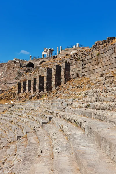 Ruïnes in de oude stad van pergamon, Turkije — Stockfoto