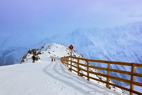 पर्वत स्की रिज़ॉर्ट सोल्डन ऑस्ट्रिया — स्टॉक फ़ोटो, इमेज