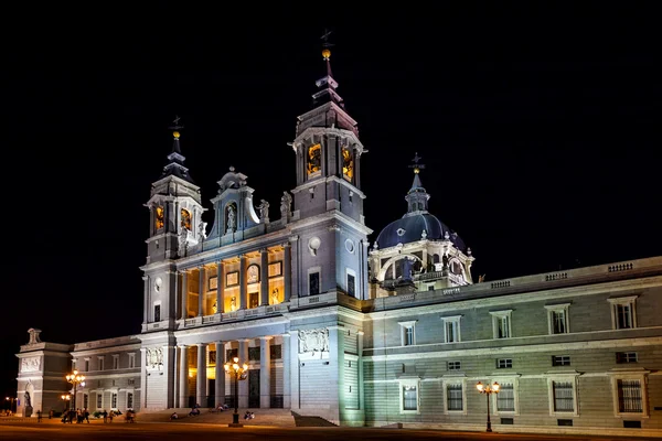 Catedral de la Almudena en Madrid España — Foto de Stock