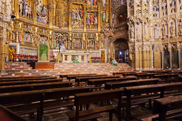 Innenraum der Kathedrale in toledo spanien — Stockfoto