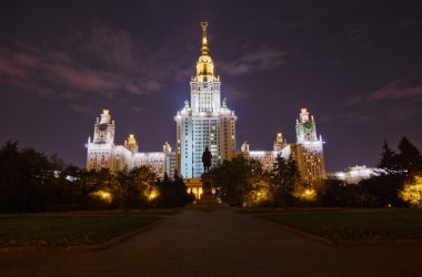 Moskova Üniversitesi