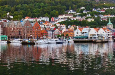 ünlü bryggen bergen - Norveç sokak