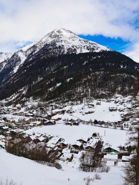 Bergskigebiet solden austria — Stockfoto