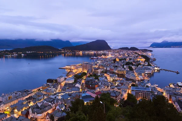Paesaggio urbano di Alesund Norvegia — Foto Stock