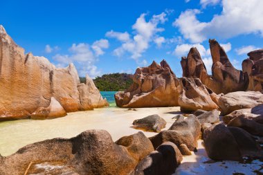 Seyşel Adaları, tropik ada curieuse