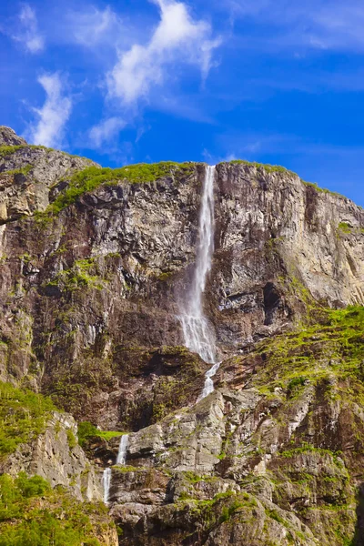 Şelale fiyort sognefjord - Norveç — Stok fotoğraf