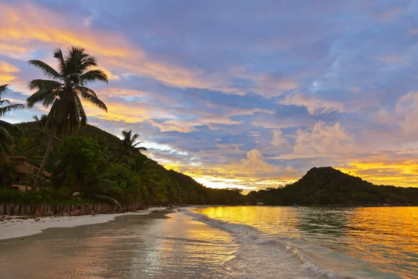 Tropical beach Cote d'Or at sunset - Seychelles — Stock Photo, Image