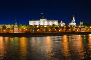 Moskova'daki Kremlin, gece