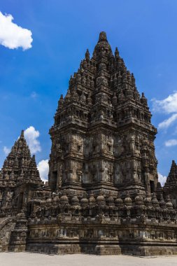 Endonezya 'daki Yogyakarta yakınlarındaki Prambanan tapınağı - seyahat ve mimari geçmişi