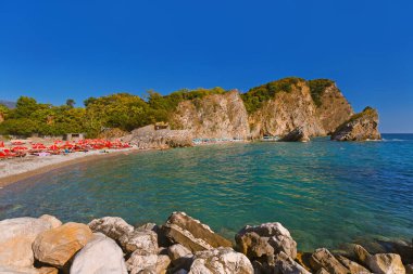 Budva Karadağ 'daki Aziz Niklas adasındaki plaj - seyahat geçmişi