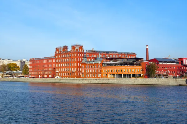 Ancien bâtiment de l'usine de confiserie - Moscou Russie — Photo