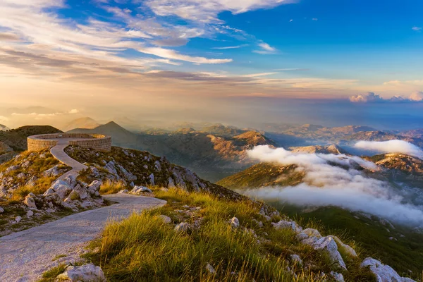 Національний Парк Лавценових Гір Заході Сонця Чорногорії — стокове фото