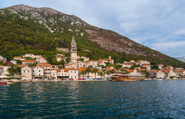 Village Perast Coast Boka Kotor Bay Μαυροβούνιο Φύση Και Αρχιτεκτονικό — Φωτογραφία Αρχείου