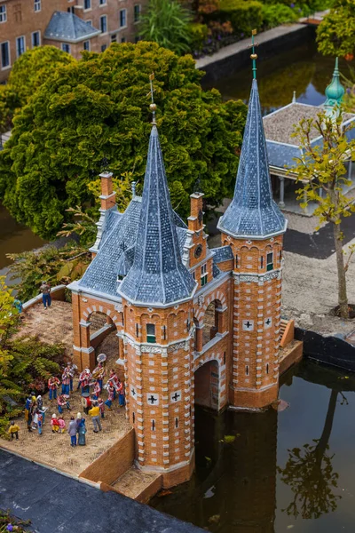 Haag Nizozemsko Dubna 2017 Hrad Miniaturním Parku Madurodam Haagu — Stock fotografie