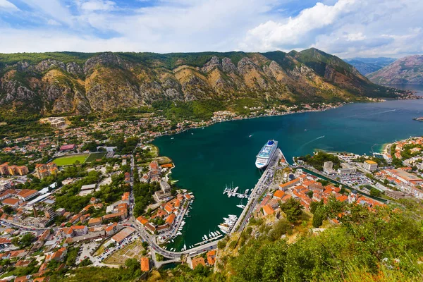 Kotor Bay Old Town Montenegro Achtergrond Natuur Architectuur — Stockfoto