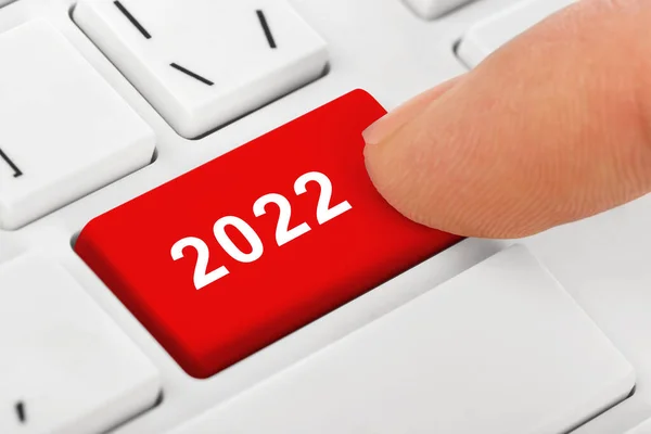 Notebook Komputerowy Kluczem 2022 Koncepcja Technologii Wakacyjnej — Zdjęcie stockowe