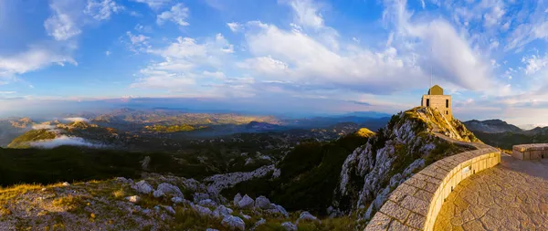 Национальный Парк Ловчен Маунтинс Закате Черногории — стоковое фото