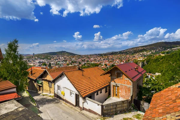 萨拉热窝市景观 波斯尼亚和黑塞哥维那 建筑旅行背景 — 图库照片