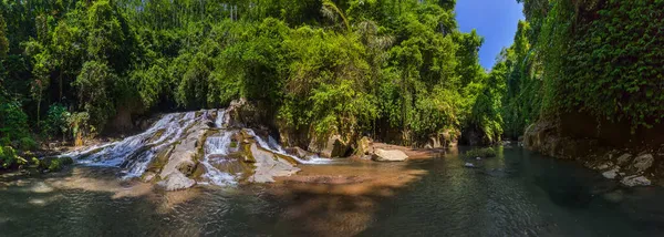 Cascada Rang Reng Isla Bali Indonesia Viajes Antecedentes Naturales — Foto de Stock