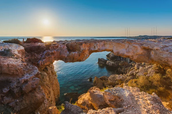 Berühmte Steinsin Brücke Bei Sonnenaufgang Ayia Napa Zypern Hintergrund Der — Stockfoto