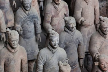 Xian Çin 'deki ünlü Terracotta Ordusu savaşçıları - seyahat geçmişi