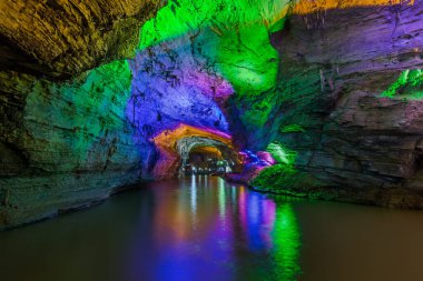 Huanglong Sarı Ejder Mağarası - Çin - doğa yolculuğu geçmişi