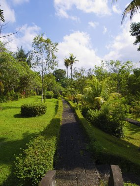 Taman ayun Tapınağı park lane