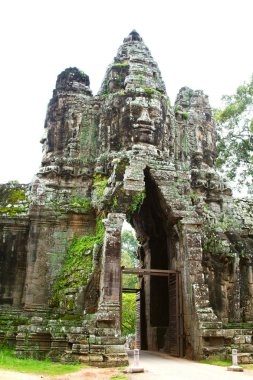 Angkor thom (eski kraliyet şehir) kapısı. Siem reap, Kamboçya.