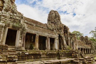 Angkor içinde yer alan antik bayon Tapınağı, siem reap, Kamboçya.