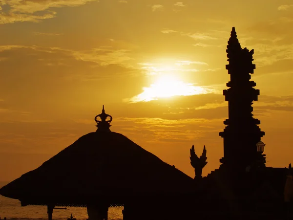 Tanah lotto tempio tramonto — Foto Stock