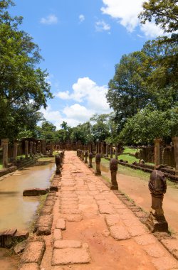 banteay srei Tapınağı giriş yolu