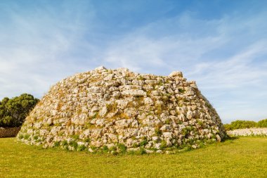 talaiot de trepuco güneşli bir gün içinde menorca adasında, İspanya.