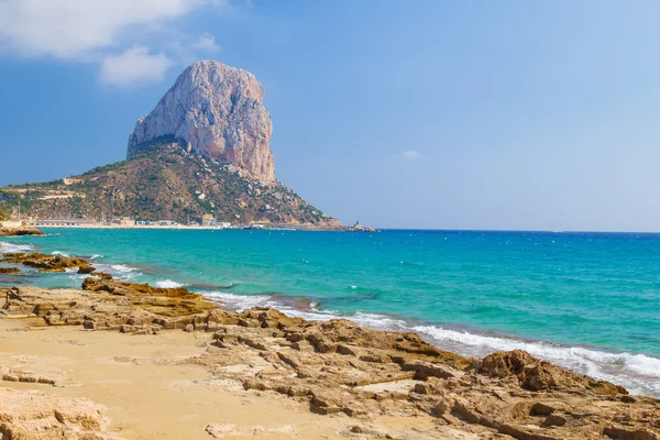 Parque Nacional Penyal d 'Ifac vista a la montaña en Calpe, Costa Blanca —  Fotos de Stock