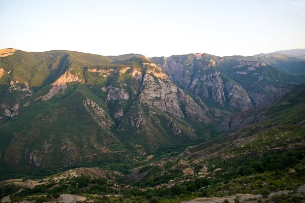 Une Belle Aube Dessus Des Montagnes Tatev Arménie — Photo