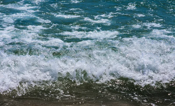 Tempestade Outono Sochi Ondas Grandes Perto Aterro Mar Negro Outono — Fotografia de Stock