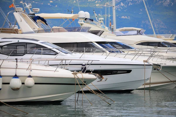 Budva Montenegro Juli 2021 Luxe Jacht Afgemeerd Dukley Marina — Stockfoto