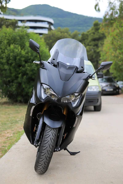 Budva Montenegro Julho 2021 Scooter Yamaha Max Rua — Fotografia de Stock