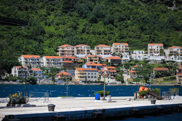 Domy Pobřeží Městě Kotor — Stock fotografie